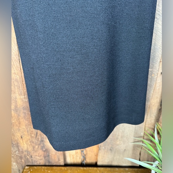 St. John Collection Black Knit Dress - Size 6 - Picture 4 of 11
